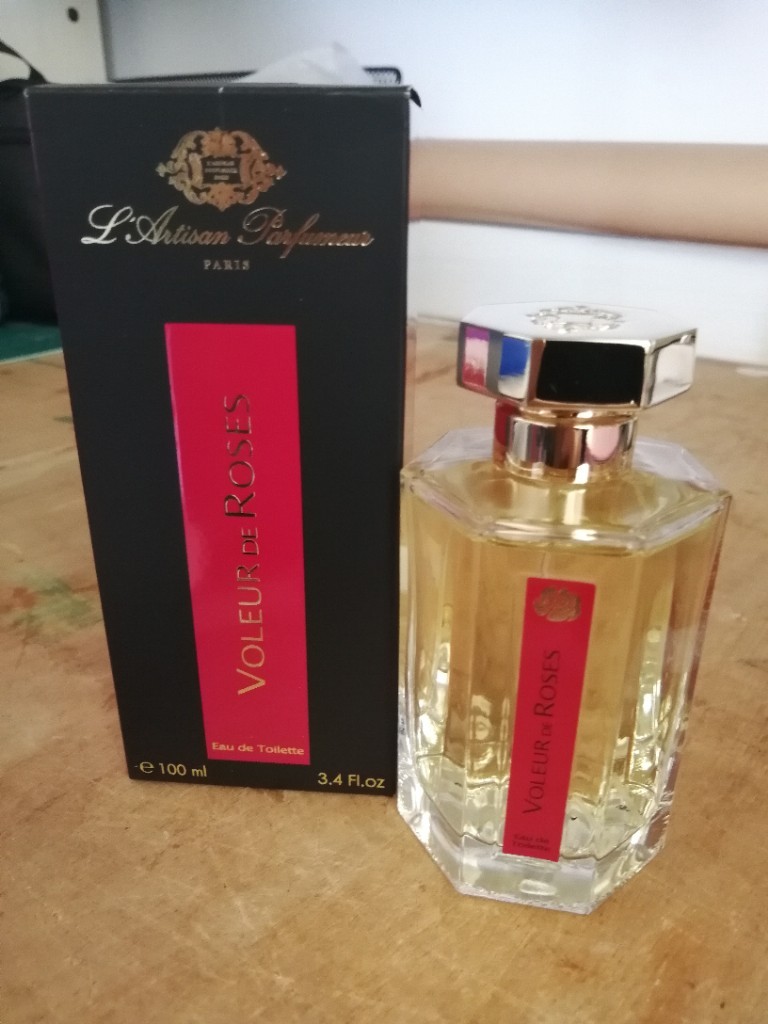 阿蒂仙 小偷玫瑰 l'artisan parfumeur voleur de roses 1993 的香水