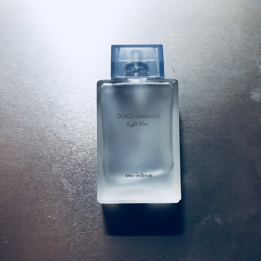 杜嘉班納 淺藍 dolce&gabbana d&g light blue, 2001 的香水細節圖