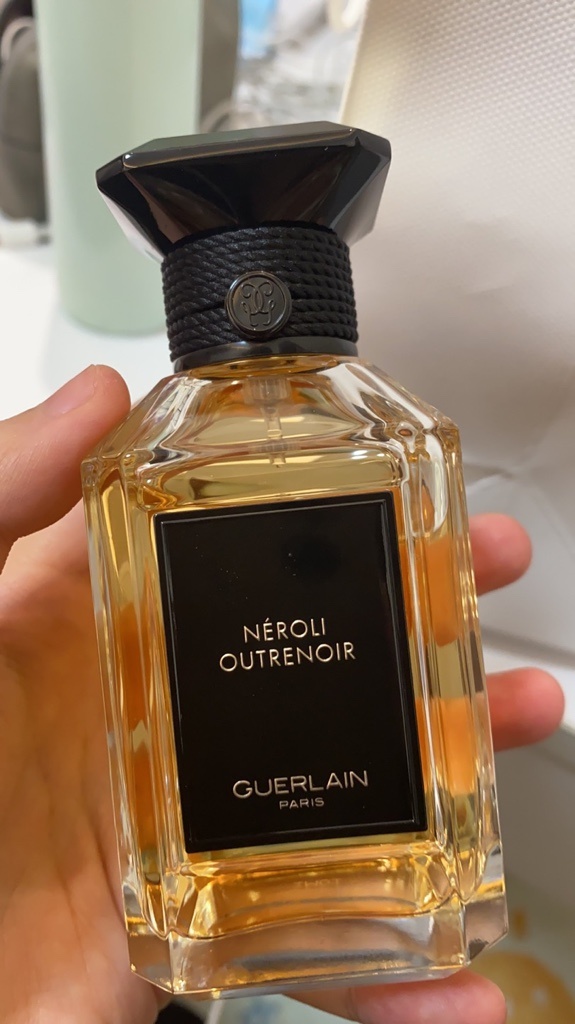 相册娇兰艺术沙龙- 迷夜橙花Guerlain Néroli Outrenoir, 2016_香水时代