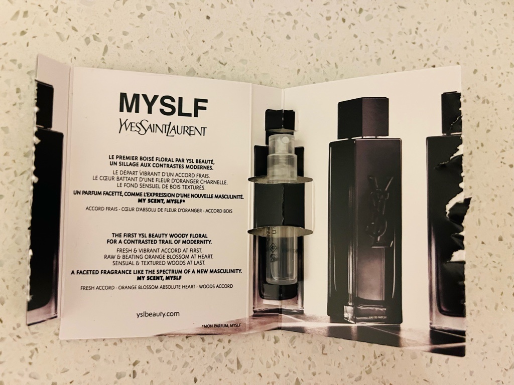 相册圣罗兰生而不羁YSL Yves Saint Laurent Myslf, 2023_香水时代